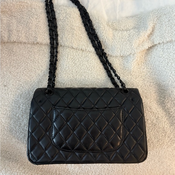 Chanel Classic Black Quilted Shoulder Bag - Picture 6 of 6